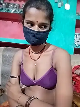 Snapshot of Maya_bhoji chatting on October 7, 12:48 am Maya bhoji online show from October 7, 12:48 am