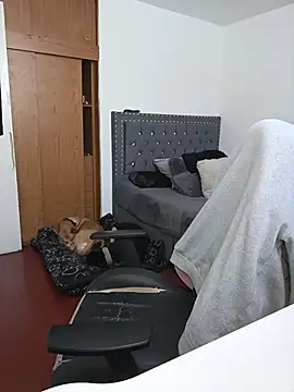 asumi 18 online show from October 23, 1:17 pm