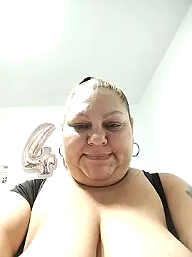 Miasmithr online show from November 28, 1:25 pm