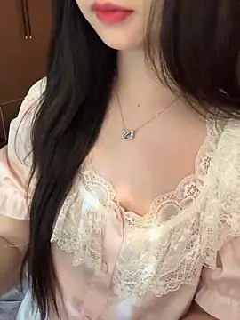 Nana kute20 online show from October 6, 7:25 am