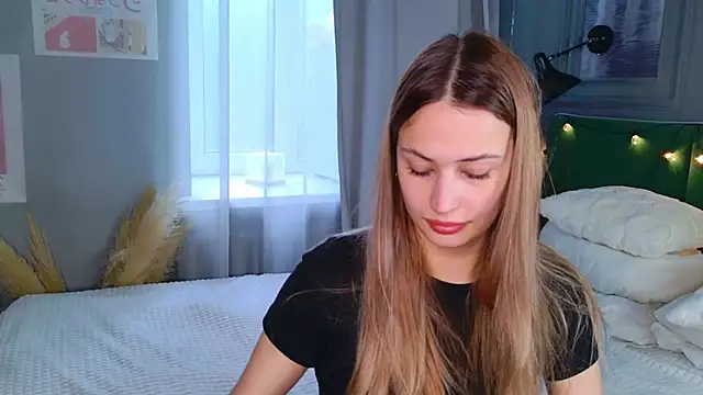 Sofii Ly online show from October 13, 6:05 am