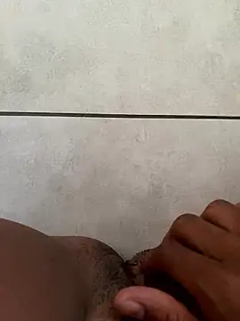 pretalst online show from December 5, 9:27 pm