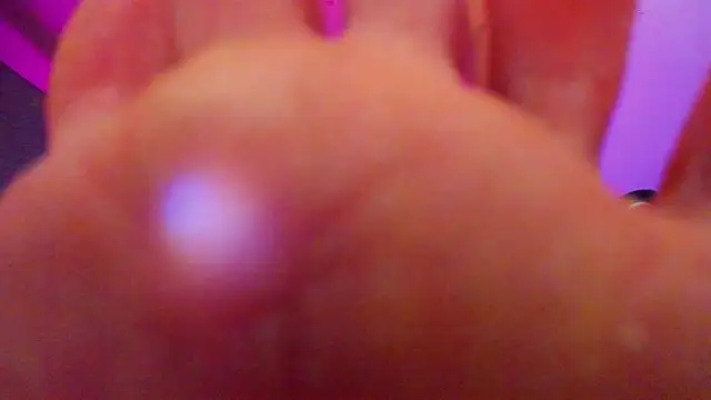 Yourweakness777 online show from October 28, 1:55 am