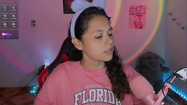 lila kitty81 online show from September 15, 8:38 pm