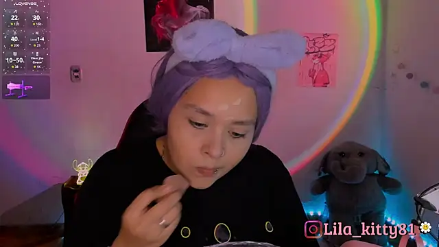 lila kitty81 online show from September 11, 9:48 pm