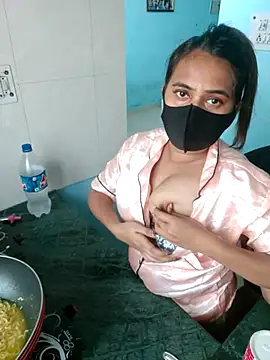 hotty-sapna online show from September 16, 5:15 am