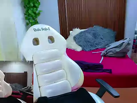 kataleya 29 online show from January 16, 9:44 pm