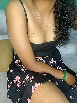 Tamilpallavi online show from November 5, 5:40 pm