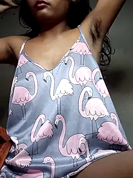 Mona Lucky online show from January 6, 7:50 pm