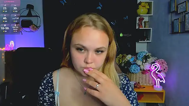 keri ti online show from September 16, 7:44 pm