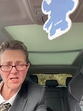 Curvy-Jinx online show from February 10, 11:24 am