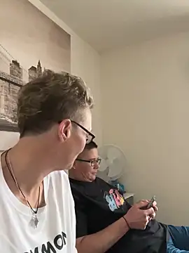 Curvy-Jinx online show from December 23, 9:24 am