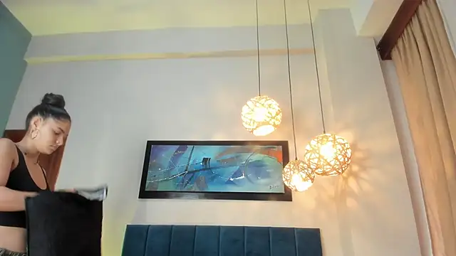 LunaAspen  online show from November 25, 6:09 pm