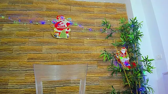 Cupcake Izzy online show from December 14, 5:46 am