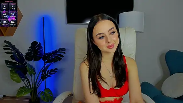 Snapshot of Baby__Lola chatting on September 30, 12:33 pm Baby  Lola online show from September 30, 12:33 pm