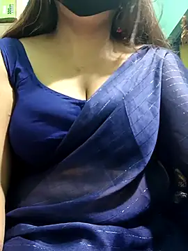 Snapshot of Bhanu-Sharma chatting on October 6, 4:07 am Bhanu-Sharma online show from October 6, 4:07 am