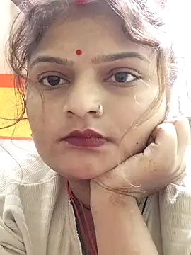 Hot mirchjii online show from November 9, 3:19 pm