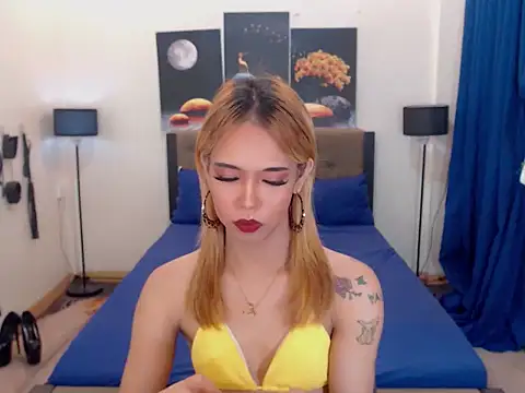 PreciousAmore online show from September 15, 7:54 pm