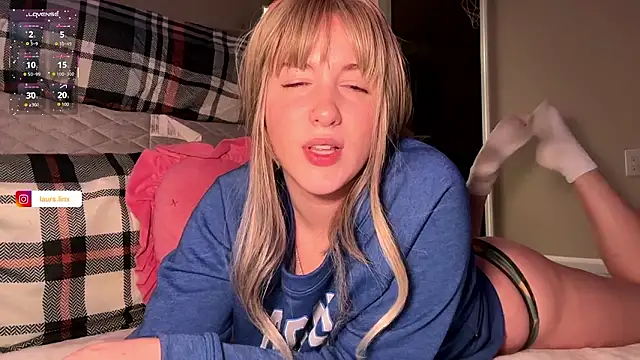 anamira1 online show from February 5, 11:57 am