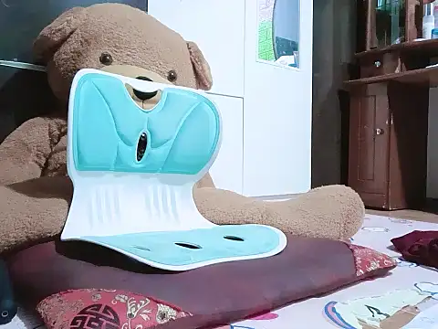 lililove93 online show from September 24, 2:43 am