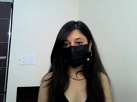 Snapshot of GUDIYA_BAB chatting on October 3, 6:18 am GUDIYA BAB online show from October 3, 6:18 am