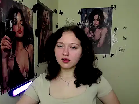 LadyAlice  online show from October 6, 6:19 am