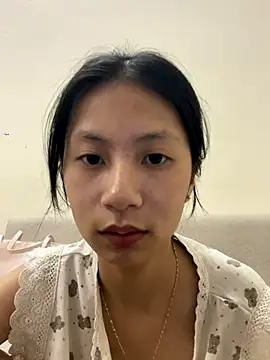 Snapshot of Lil-Gi chatting on October 22, 3:50 pm Lil-Gi online show from October 22, 3:50 pm