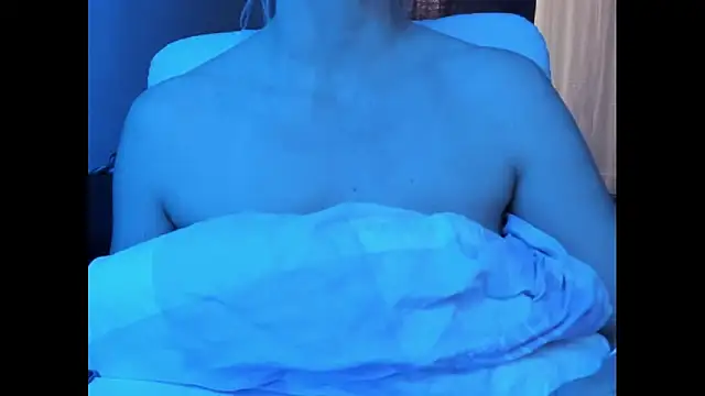 SexyJulia21 online show from November 11, 6:38 pm