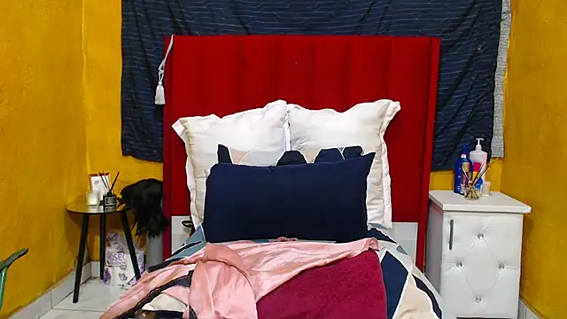 Candycrush2555 online show from September 26, 2:53 am