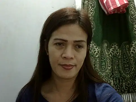 Snapshot of juicycum069 chatting on October 22, 9:47 am juicycum069 online show from October 22, 9:47 am