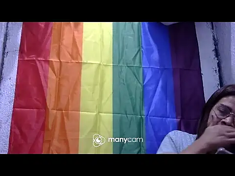 juicycum069 online show from February 8, 3:32 am