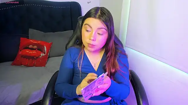 LucyPetit online show from November 20, 12:50 pm