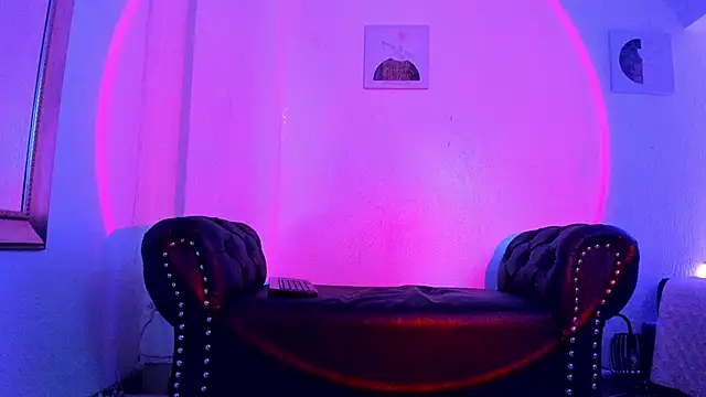 mystic carito online show from November 5, 8:25 pm