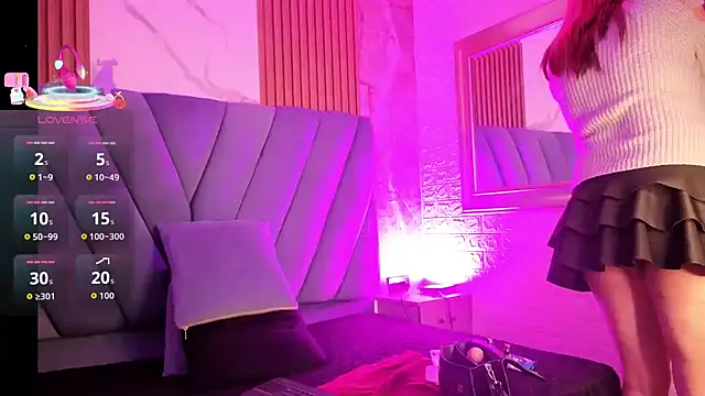 angel  red  online show from November 9, 11:22 pm