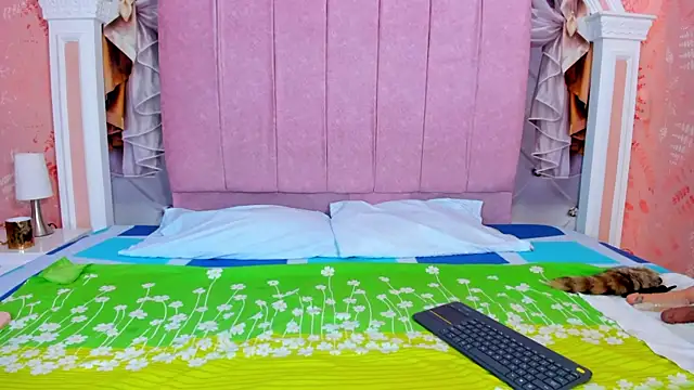 mishell lovely online show from November 9, 3:46 am