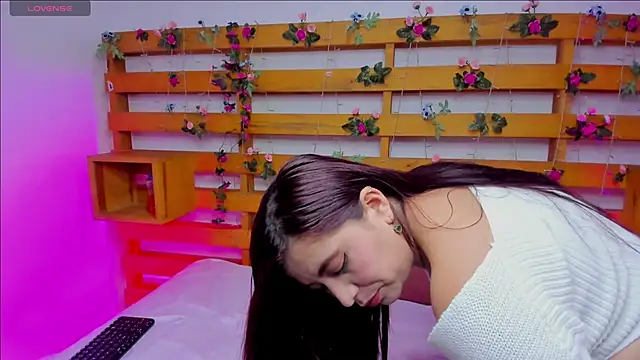 SoftieNymph online show from November 30, 12:31 pm