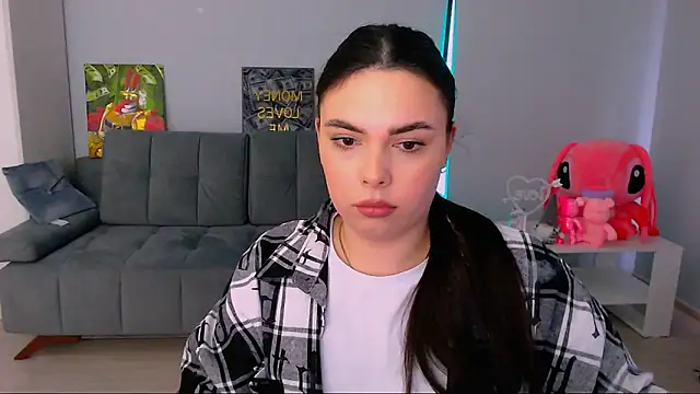 queenofthesense  online show from February 12, 11:01 am