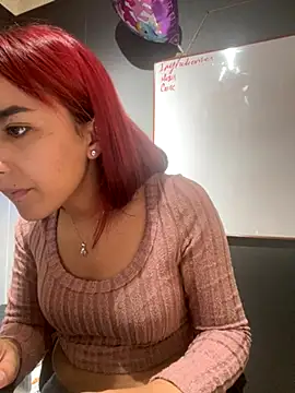 Snapshot of JuliethaDemon_ chatting on October 21, 1:15 pm JuliethaDemon online show from October 21, 1:15 pm