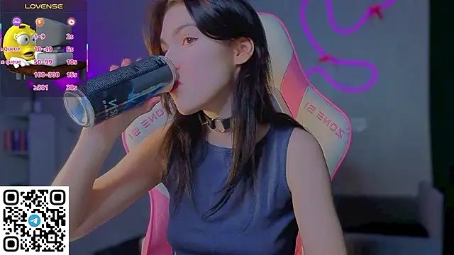 Sophie SkyAngel online show from February 25, 7:34 pm