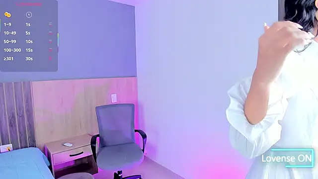 Alaiaguerra online show from December 2, 3:41 am