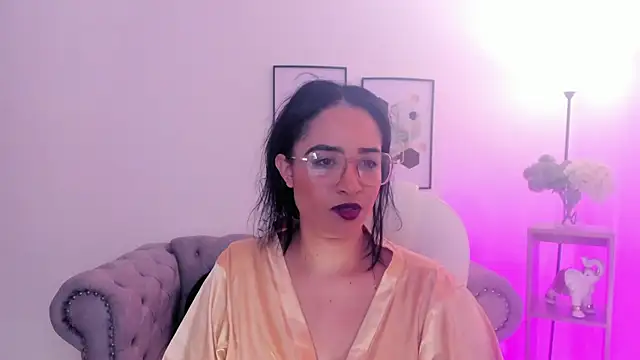 Sharon breezee online show from November 23, 9:33 am