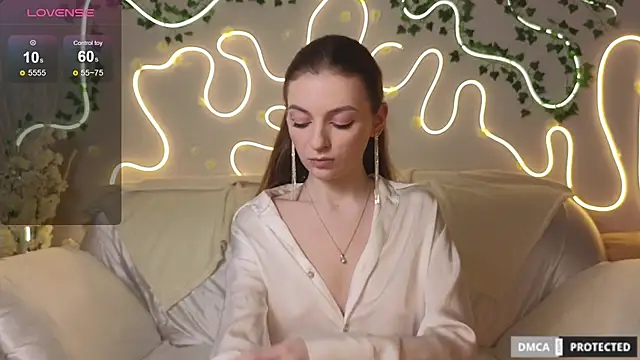 Alice-Meow online show from October 4, 8:13 pm