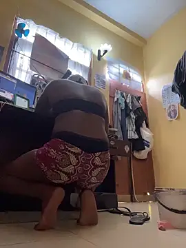 femboyslqueen online show from October 27, 6:09 am