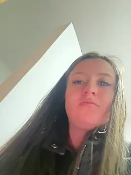 missjulietahot09 online show from February 9, 1:08 am