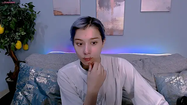 Snapshot of SophieAsh chatting on September 25, 6:56 am SophieAsh online show from September 25, 6:56 am