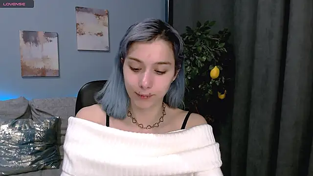 Snapshot of SophieAsh chatting on September 28, 3:39 pm SophieAsh online show from September 28, 3:39 pm