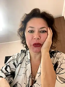 Kiravix online show from November 27, 6:55 pm