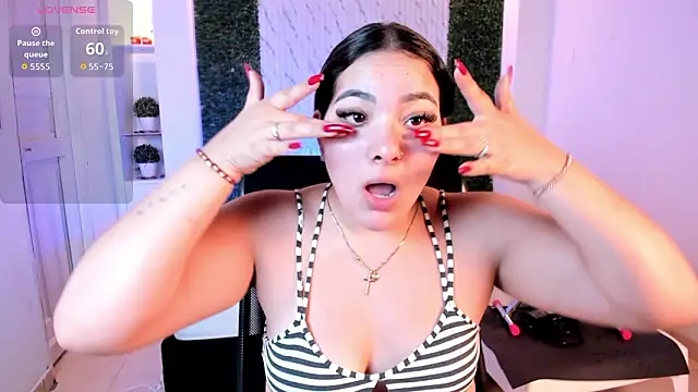 sofiacaramel online show from March 3, 11:05 am