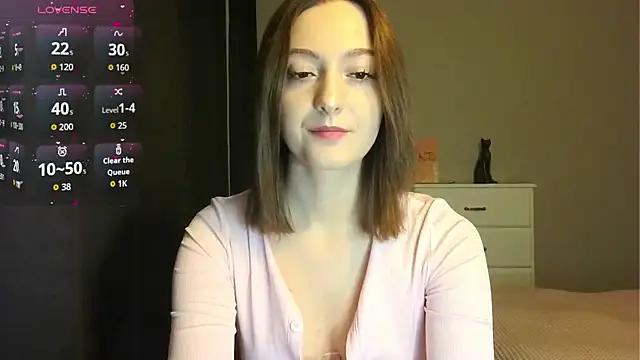 white liillyy online show from March 20, 10:25 pm