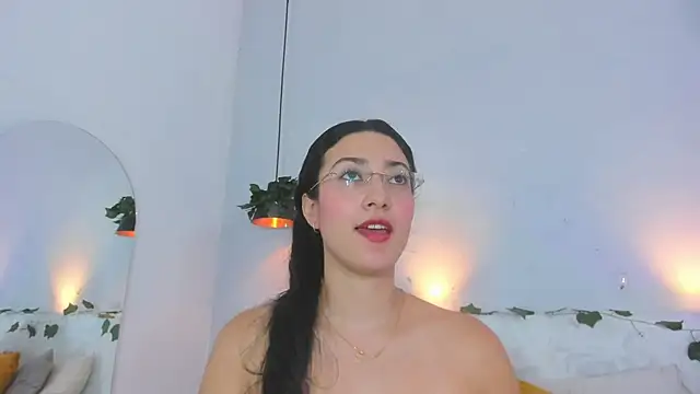 victoria flores1 online show from February 18, 10:42 pm